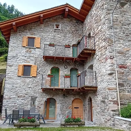 Casa Di Canete Ferienhaus Villa di Chiavenna